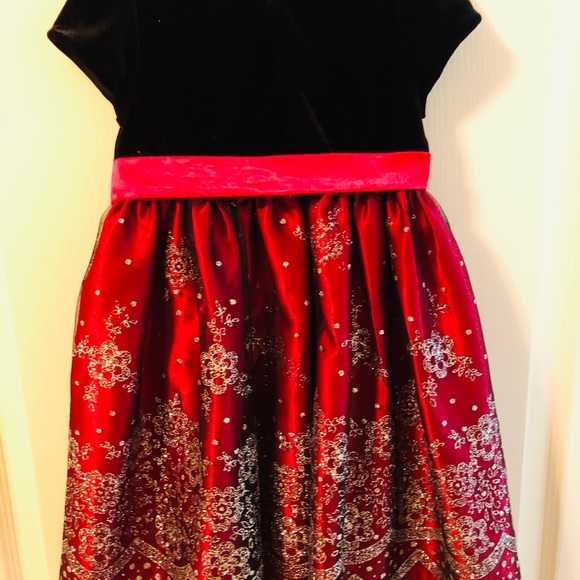 Jona Michelle - Special Christmas Dress - Picture 2 of 4